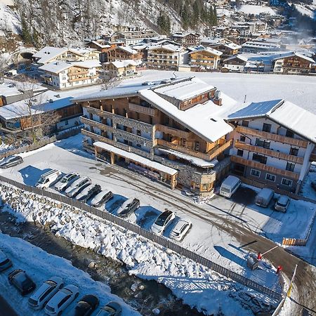 Hotel Hubertushof Saalbach-Hinterglemm Exterior photo